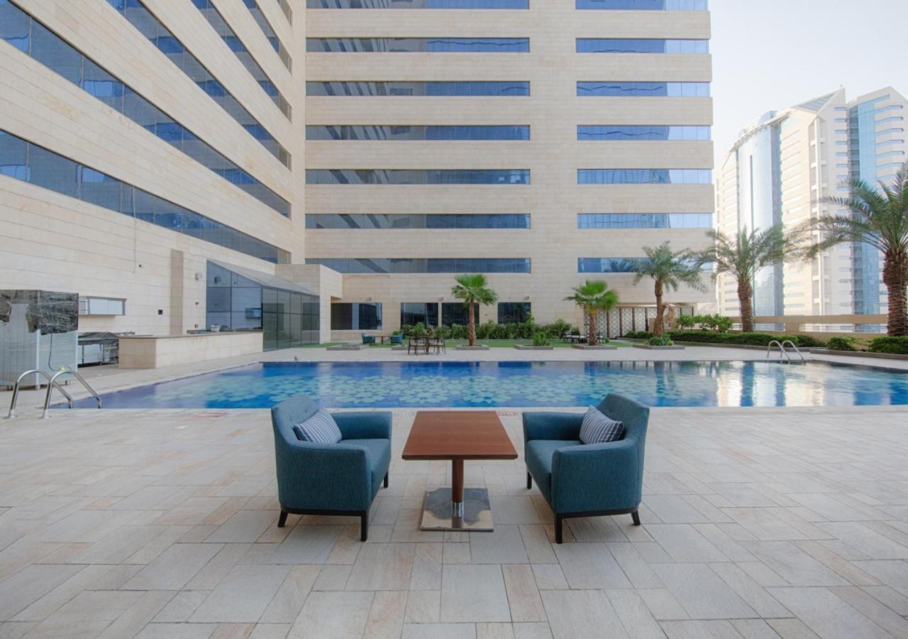 Holiday Suites Al Aziziah Mekke Dış mekan fotoğraf Pool area
