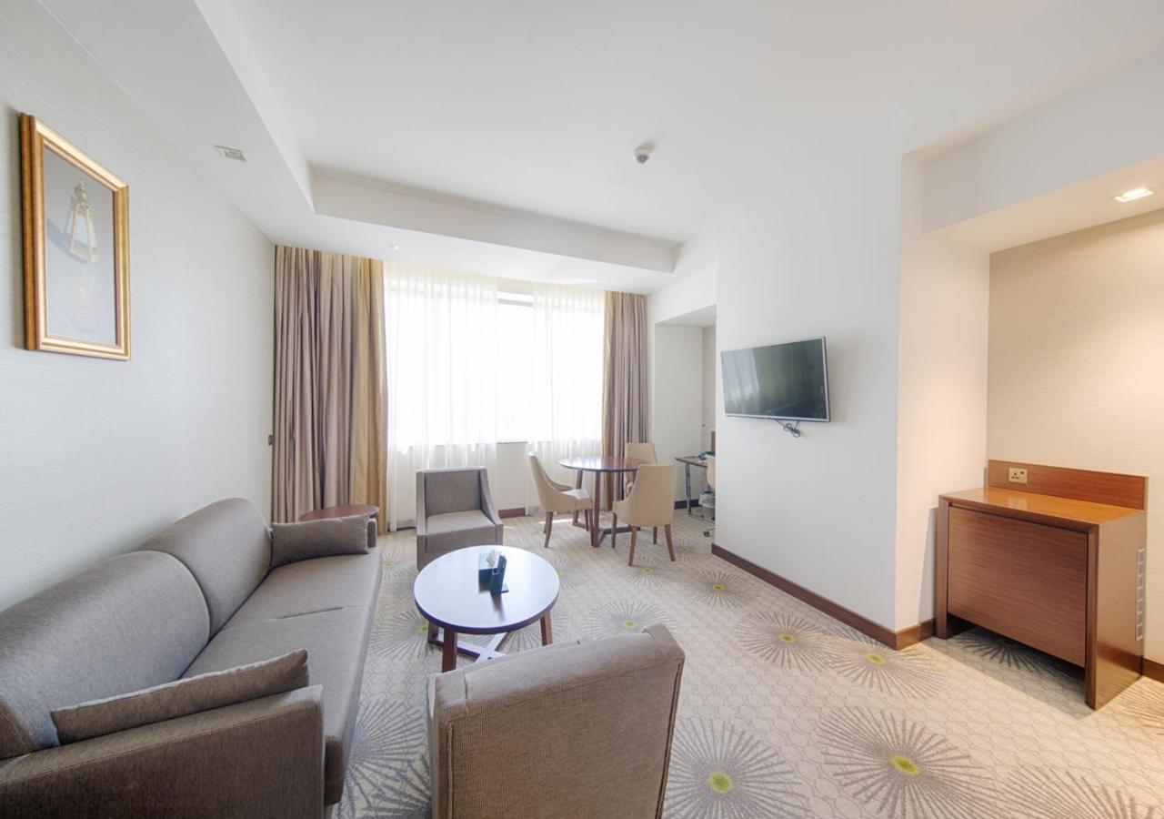 Holiday Suites Al Aziziah Mekke Dış mekan fotoğraf A room at the hotel